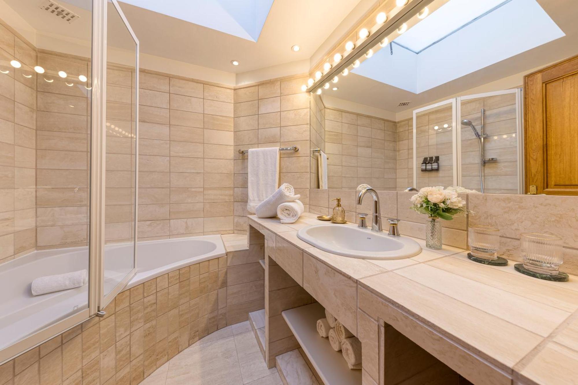 Chic Penthouse Grand-place Appartamento